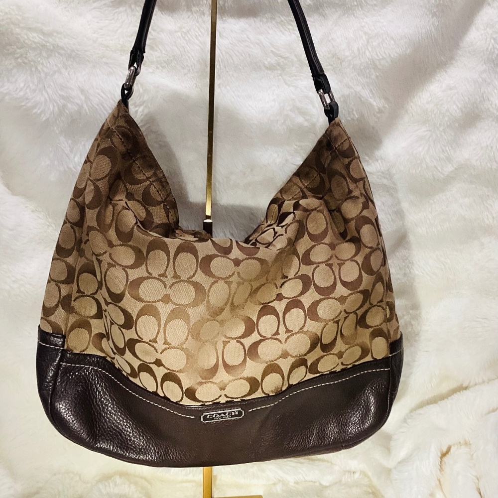 Vintage Coach Hobo Bag Zip Close Brown Leather/Classic Iconic Monogram Fabric